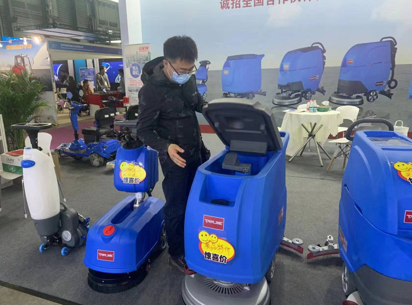 云林坦洁洗地机公司致力于电动洗地机的生产、销售和服务百家